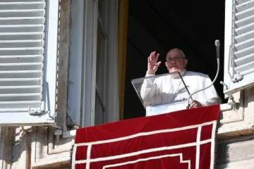 Papa Francisco reza Ângelus no Vaticano