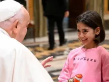 Papa recebe hoje (3) grupo de crianças e jovens da União Italiana dos Cegos e Deficientes Visuais no Vaticano.