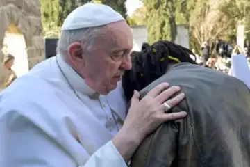 040522_PapaFrancisco-Malta-nigeriano-Credito-Vatican-Media.webp