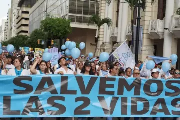 090322_marcha-provida--Credito-Arquidiocesis-de-Guayaquil-Ecuador.webp