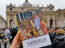 Evangelho distribuído hoje pelo Papa Francisco.