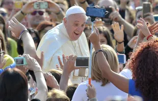 Papa Francisco durante uma audiência na Praça de São Pedro.