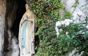 Gruta de Nossa Senhora de Lourdes.