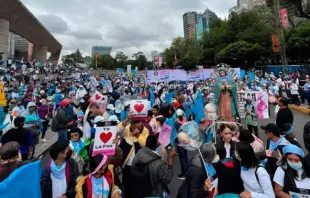 A Marcha pelas mulheres, a vida e a paz de ontem (9