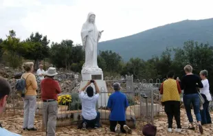 Imagem da Virgem Maria em Medjugorje.