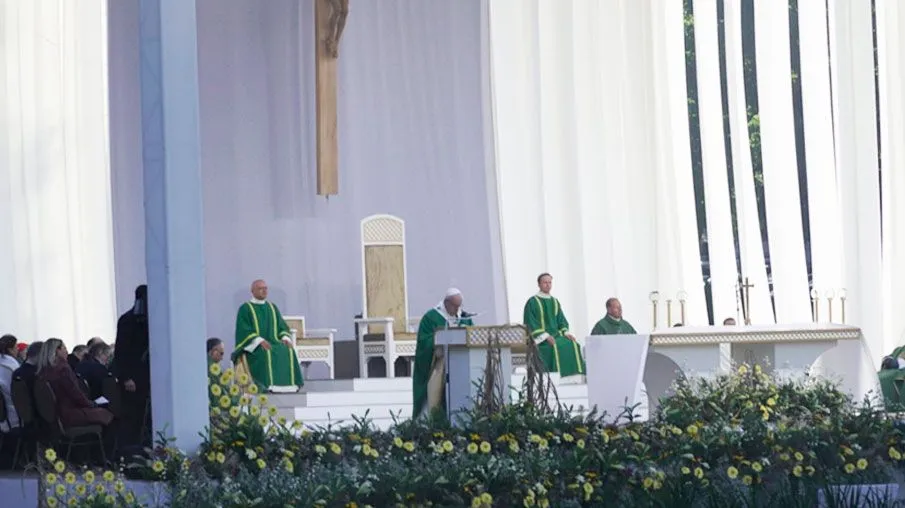 As alegrias e as esperanças, as tristezas e as angústias dos homens de  hoje