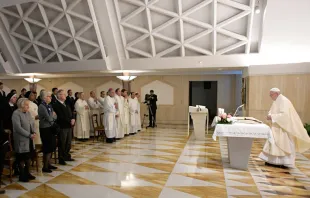 Papa Francisco celebrando a Missa em Santa Marta.