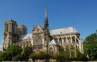 Fachada da Catedral de Notre Dame em Paris (França).