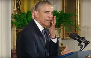 Barack Obama às lágrimas durante seu discurso sobre o controle de armas.