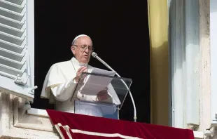 Papa Francisco na oração do Ângelus.