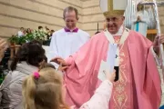 Papa Francisco com casula rosa