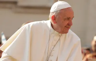 Papa Francisco na Praça de São Pedro do Vaticano.