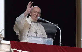 Papa Francisco na oração do Ângelus.