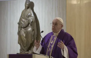 Papa Francisco na Missa na Casa Santa Marta.