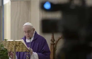 Papa Francisco na Missa na Casa Santa Marta.