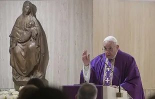 Papa Francisco na Missa na Casa Santa Marta.