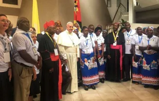 Papa Francisco recebe a delegação da Diocese de Xai Xai na Nunciatura de Moçambique.