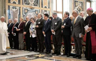 Papa Francisco recebe a Pontifícia Academia das Ciências Sociais.