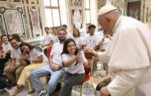 Papa Francisco em audiência com jovens argentinos