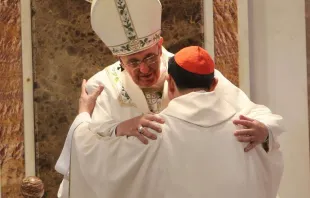 Papa Francisco com o Cardeal Luis Antonio Tagle.